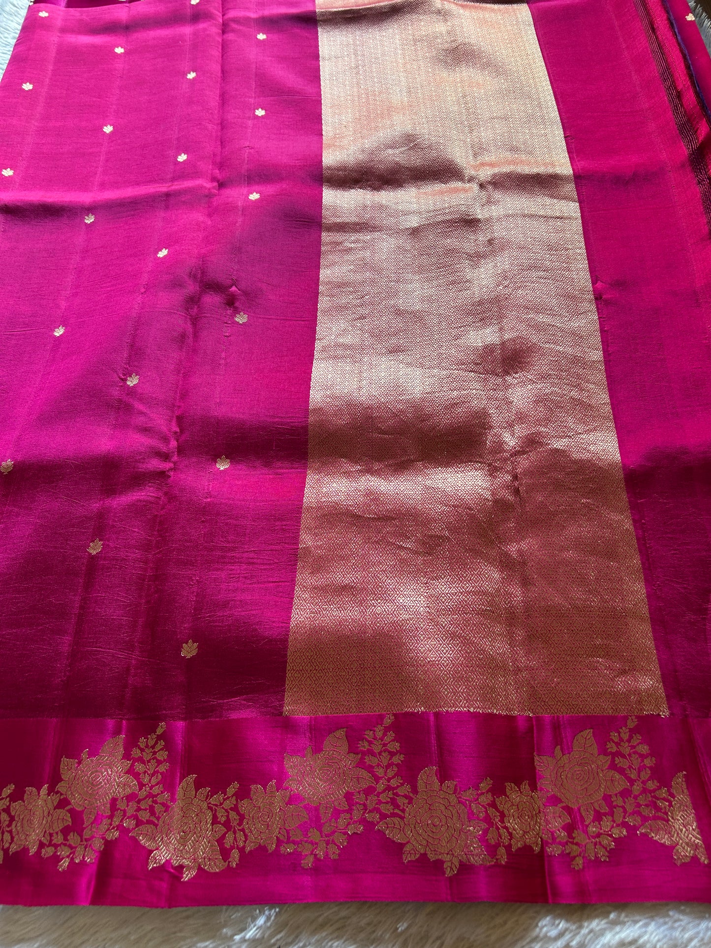 Anupama : Solid Pink