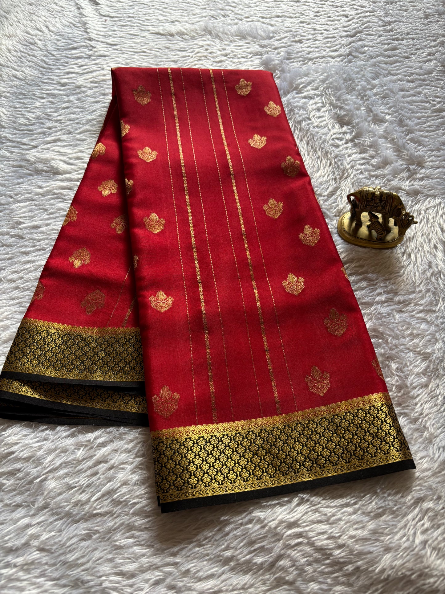 Sangeetha (2D) : Red-black