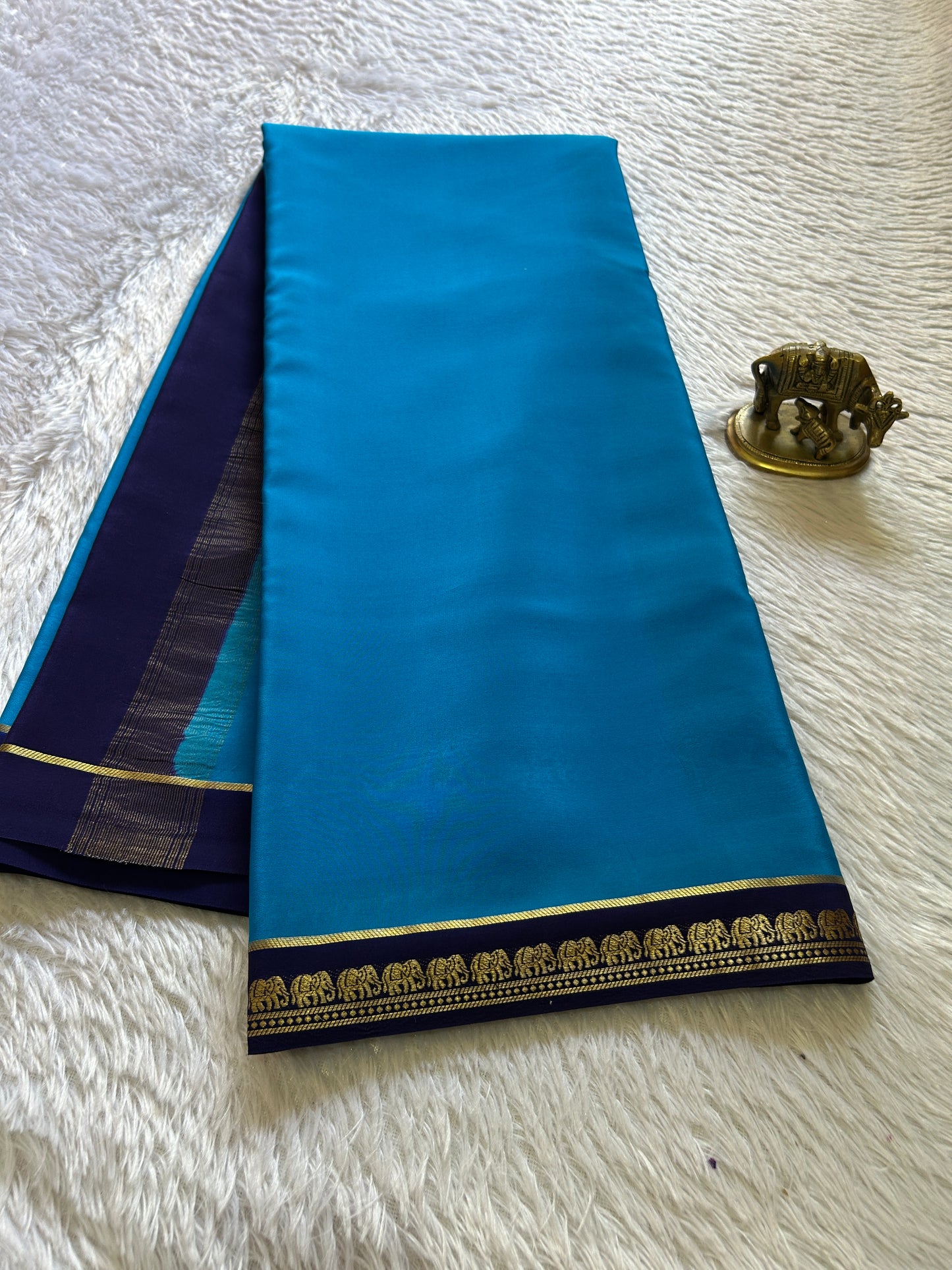 Gamani (2D) : Dark ananda blue-navy blue